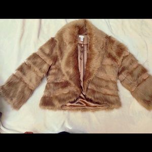 CHICO’S FAUX FUR COAT SZ 0